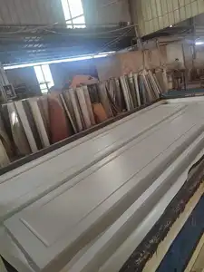 Stile europeo su misura in legno bianco doppie porte interne 3 pannelli Primer vernice legno massiccio rifinito armadio armadio Bifold