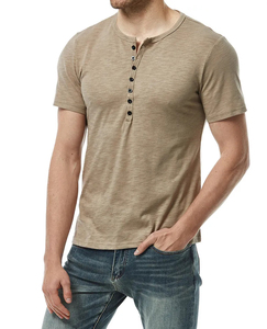 Vente en gros Chemise Henry d'été décontractée kaki à manches courtes de couleur unie pour hommes T-shirt respirant de sport coupe ajustée - Product Image 1