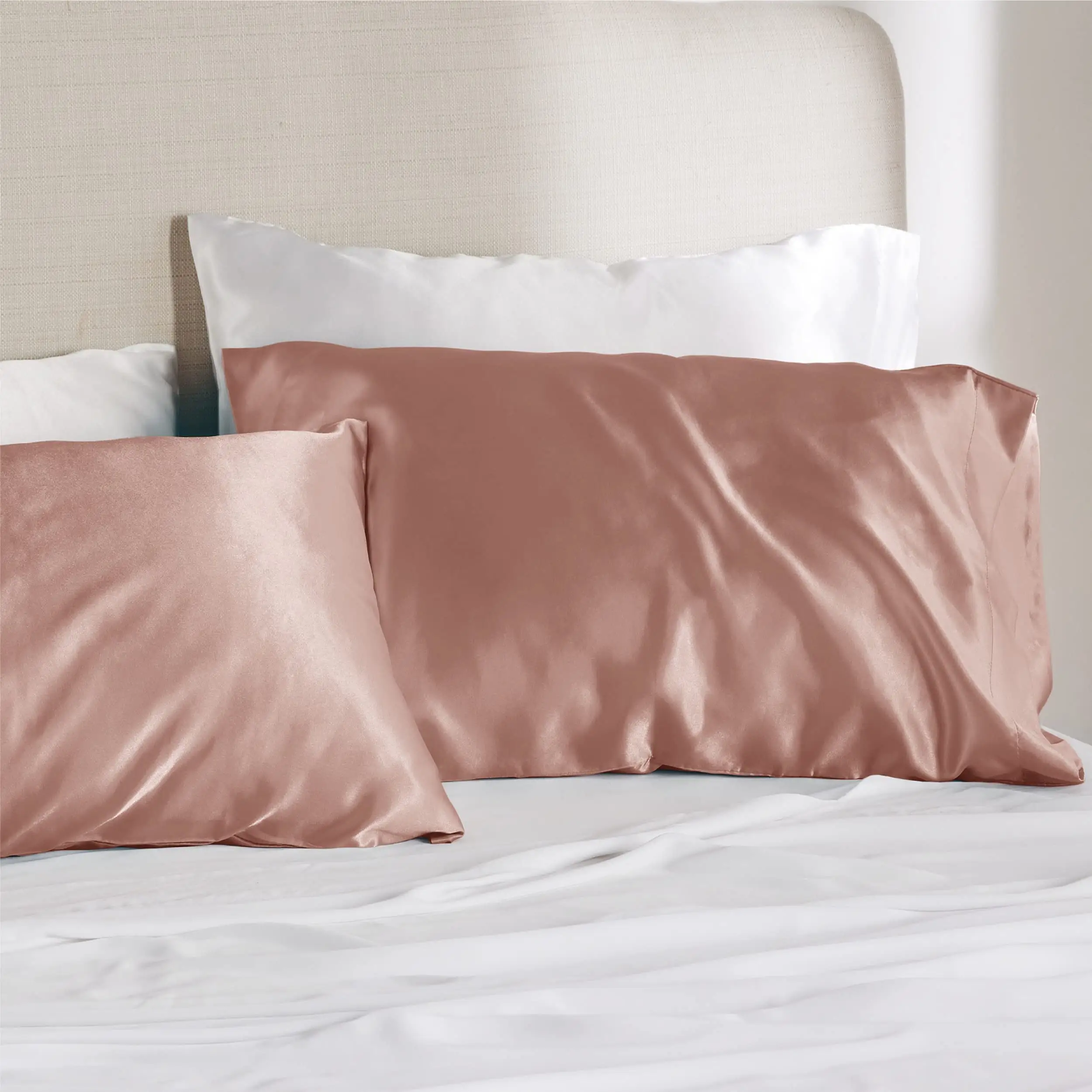 Capa de travesseiro de poliéster macio luxuoso para dormir emulsificação de seda de cetim amoreira