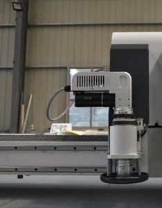 2024 <span class=keywords><strong>CNC</strong></span> Stoff Leder digitale oszillierendes Messerschneidemaschine für Packkarton/KT-Schachtel/Autositze 1325 1530 - Product Image 5