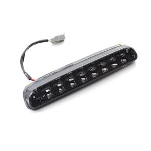 Nouveau feu stop LED monté en hauteur de remplacement pour F250 Raptor 1999-2016, feu d'avertissement de collision arrière blanc et gris M083 - Product Image 1