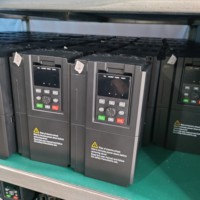 Variateur de fréquence triphasé 380V HL 0.75KW 1.5KW 2.2KW VFD 2HP 400Hz à contrôle vectoriel