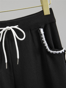 Conjunto de 2 Piezas de Punto <span class=keywords><strong>para</strong></span> Mujer, Top con Detalles de Crochet y Pantalones Anchos de Cintura Alta, <span class=keywords><strong>Traje</strong></span> de Punto Informal de Verano <span class=keywords><strong>para</strong></span> Uso Diario - Product Image 3