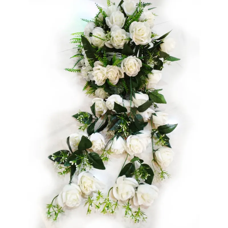 Fábrica al por mayor nuevo diseño boda camino flores arco decorativo flores artificiales de boda flores