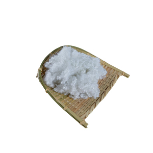 Nhồi <span class=keywords><strong>Polyfill</strong></span> Chất Lượng 3Dx32mm Sợi Rỗng HCS 100% <span class=keywords><strong>Polyester</strong></span> Để Nhồi Gối - Product Image 3