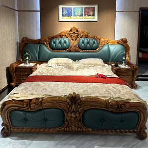 Cama Matrimonial King Size de Lujo Clásico Europeo para Dormitorio de Villa, de Madera Maciza con Cuero Genuino, Almacenamiento y Enchufe, Duradera, 1 Cama - Product Image 1