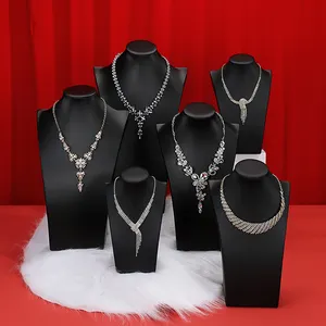 Microfibre Metal Jewellery Display Bust Stand Necklace Display Mannequin For Necklace Window Display