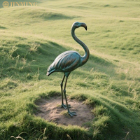 Décoration de cour extérieure: statues de grue en fonte, sculptures de grue en cuivre coulé et sculptures d'animaux en bronze
