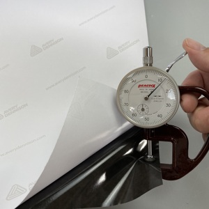 Film <span class=keywords><strong>adhésif</strong></span> laminé publicitaire blanc/gris, autocollant en <span class=keywords><strong>vinyle</strong></span> <span class=keywords><strong>AVERY</strong></span>, <span class=keywords><strong>vinyle</strong></span> auto-<span class=keywords><strong>adhésif</strong></span> pour la décoration de carrosserie automobile - Product Image 4