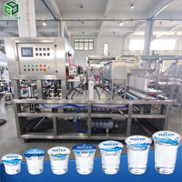Machine automatique de remplissage et de scellage de gobelets, équipement d'emballage liquide haute précision avec impression de date pour eau, jus, yaourt