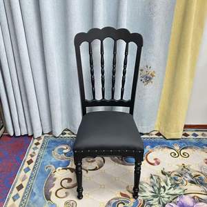 Chaise de salle à manger minimaliste américaine en bois de caoutchouc rembourrée, style campagnard, design rétro français, style européen - Product Image 4