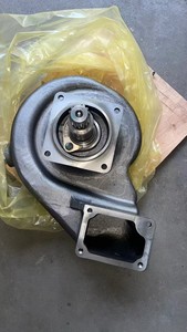 Nouvelle pompe à eau de moteur diesel de camion de haute qualité 416-0610-Pièce de rechange pour machines de construction - Product Image 4