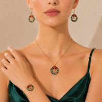 Ensemble de bijoux plaqué or avec motif cloche de Noël pour femme : collier, broche, boucles d'oreilles, bracelet – Coffret cadeau de fêtes – Vente en gros