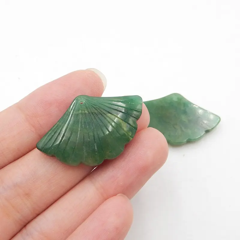 Orecchini pendenti in pietra preziosa intagliati a forma di foglia di giada africana verde Semi preziosa unici per la creazione di gioielli