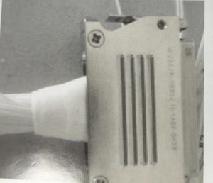 Produits de la série J30J avec des capacités de courant mixtes, grandes et petites - Product Image 1