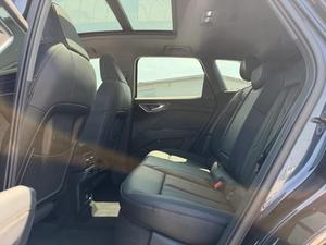 <span class=keywords><strong>Audi</strong></span> Q4 E-tron 40 SUV Eléctrico Usado 2023, Largo Alcance, Smart EV, Listo para Exportación, Negro sobre Negro - Product Image 6