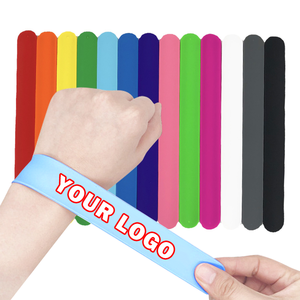 <span class=keywords><strong>Slap</strong></span> Bracelet nhà sản xuất tùy chỉnh Silicone Snap Wristband với logo in tùy chỉnh trẻ em <span class=keywords><strong>Slap</strong></span> ban nhạc cao su Silicone <span class=keywords><strong>Slap</strong></span> Bracelet - Product Image 1