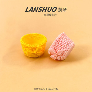 ตะกร้าสานเรซิ่นพลาสติกหลากสีพร้อมโบว์ วัสดุงานฝีมือ DIY สำหรับทำพวงกุญแจ - Product Image 3