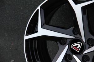 GPWLGZJ 687 <span class=keywords><strong>Jantes</strong></span> en alliage d'aluminium noir de haute qualité 16 pouces 6.5J/7j 5-112 Stock en vrac de Chine pour <span class=keywords><strong>POLO</strong></span> <span class=keywords><strong>GTI</strong></span> - Product Image 5