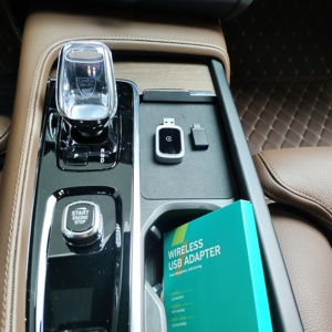 Tesla Rang Rover Cybertruck Adaptateur CarPlay sans fil Double appairage rapide USB BT <span class=keywords><strong>LE</strong></span> 5.4 Conception anti-interférence - Product Image 1