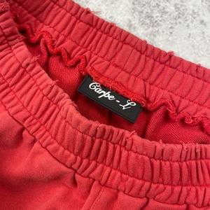<span class=keywords><strong>Pantaloni</strong></span> Sportivi Personalizzati <span class=keywords><strong>Rossi</strong></span> Vintage con Effetto Acid Wash e Strass, Moda Maschile Y2K con Doppia Striscia Bianca Laterale - Product Image 4