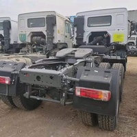 Camion tracteur diesel d'occasion Sinotruk HOWO Série 6x4 pour le transport de remorques porte-conteneurs à plateau Euro II, usage intensif, Afrique