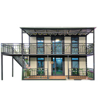 Casa Contenedor Modular Prefabricada de Dos Pisos con Balcón Frontal para Hotel, Resort o Alojamiento Turístico