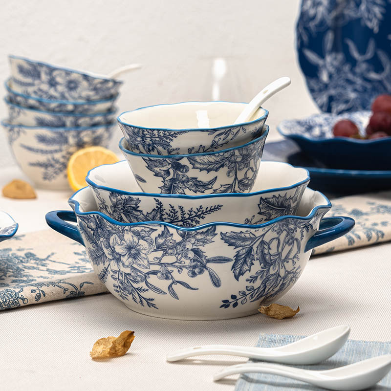 Set di Stoviglie Vintage con Rose Rosse per Matrimoni, Ciotole per Riso, Piatti Eleganti con Fiori Blu