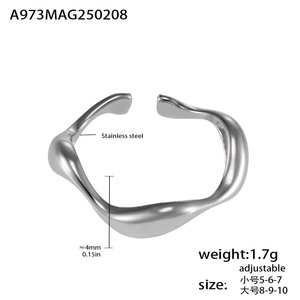 Bagues tendance en acier inoxydable plaqué or 18 carats PVD, à ondes irrégulières, lisses et personnalisées, bijoux de mode pour femmes, vente en gros - Product Image 6