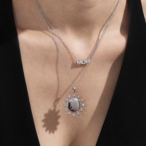 Delicado Collar con Colgante <span class=keywords><strong>de</strong></span> Letra Mamá en Acero Inoxidable Chapado en Oro <span class=keywords><strong>de</strong></span> 18K, Resistente al Agua, con Cadena y Circonitas, Regalo para el Día <span class=keywords><strong>de</strong></span> la Madre - Product Image 6