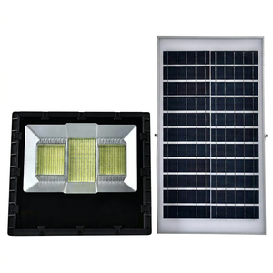 ไฟสปอร์ตไลท์พลังงานแสงอาทิตย์ 200W LED IP67 สำหรับสวนภายนอกอาคาร DC6V 6000K มุมลำแสง 170 องศา Ra80 รับประกัน 2 ปี ได้รับการรับรองมาตรฐาน CE พร้อมรีโมท - Product Image 1