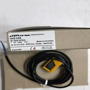 Un capteur de proximité IFM New IN5188 en boîte - Product Image 3