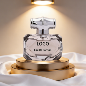 <span class=keywords><strong>Parfum</strong></span> longue durée Marque Propre <span class=keywords><strong>30ml</strong></span> Brume Corporelle Authentique pour Femme Services OEM/ODM <span class=keywords><strong>de</strong></span> Haute Qualité et <span class=keywords><strong>de</strong></span> Luxe pour la Vente en Gros - Product Image 1