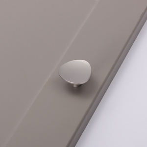 Qiansi laiton armoire <span class=keywords><strong>porte</strong></span> meubles placard poignée boutons Triangle Cooper bouton boutons tirer pour cuisine chambre commode Villa maison - Product Image 2