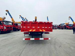 Grue montée sur camion de chantier robuste avec flèche télescopique X-CMG, personnalisable pour la levée en construction et le transport de marchandises - Product Image 5