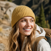 Casquette en tricot épais et chaud à rayures verticales avec revers plié, style décontracté basique, 100% acrylique, pour l'automne, les voyages, le streetwear et les tenues décontractées