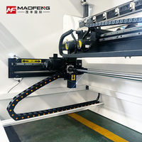 Presse plieuse CNC de 100 tonnes 3200 mm avec système de contrôle CNC Cybtouch8 Ct8 Ct12 pour presse plieuse en fer