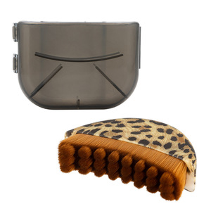 Brosse de massage lymphatique pour le visage, design ergonomique pour une meilleure adhérence à la peau, réduit les gonflements et soulage la fatigue - Product Image 1