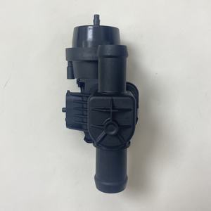 Thermostat ligne <span class=keywords><strong>d</strong></span>'alimentation en eau de chauffage 2742002451 pièces automobiles pour mercedes-benz CLS 300 350 <span class=keywords><strong>400</strong></span> 500 - Product Image 1