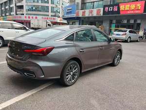 अत्यधिक लागत प्रभावी नया मॉडल mg5 सेडान ईंधन-स्वचालित ट्रांसमिशन और सनरूफ के साथ - Product Image 6