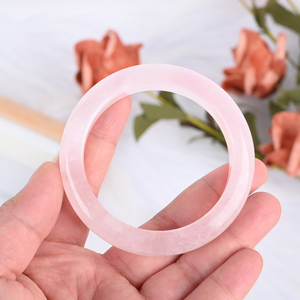 กำไลข้อมือคริสตัลแกะสลักจากหินธรรมชาติ โรสควอตซ์ ขายส่ง - Product Image 2