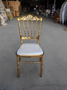 Chaises <span class=keywords><strong>de</strong></span> banquet <span class=keywords><strong>de</strong></span> mariage pour hôtel, dossier <span class=keywords><strong>Napoléon</strong></span>, chaises <span class=keywords><strong>de</strong></span> salle à manger en fer électroplaqué, table et chaises <span class=keywords><strong>de</strong></span> restaurant - Product Image 4