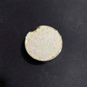 Granulés de LLDPE 7042 – Matière première plastique pour le moulage par injection-soufflage de films, sacs, tuyaux et bouteilles - Product Image 1