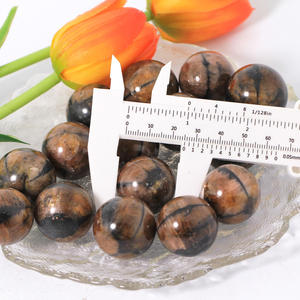 공장 가격 대량 <span class=keywords><strong>25mm</strong></span> 천연 치아스톨라이트 구형 크리스탈 광택 치유석 볼 풍수 공예용 - Product Image 3