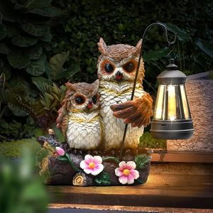 Statue de hiboux de jardin avec lanterne solaire à LED Chouettes aimantes Famille Embrasser Figurine fantaisiste Grande Sculpture éclairée pour l'extérieur - Product Image 5