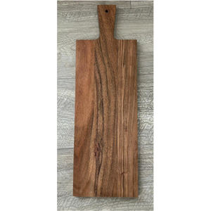 Planche à découper en bois rectangulaire avec poignée durable, surface polie, pour couper les légumes et les fruits. - Product Image 1