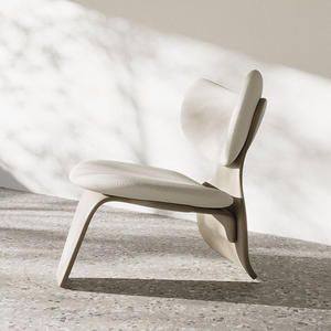 เก้าอี้โซฟาเดี่ยวสไตล์อิตาลี พนักพิงโค้ง เก้าอี้ห้องนั่งเล่นตามหลักสรีรศาสตร์ - Product Image 1