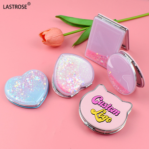 Specchio cosmetico portatile e pieghevole per ragazze simpatiche con specchio da trucco - Product Image 1