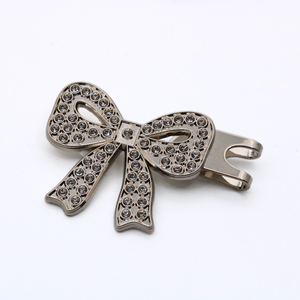 ขายส่งคลิปติดหมวกคุณภาพสูงแบบกำหนดเอง, คลิปเนคไทระดับพรีเมียม, เข็มกลัดเคลือบแบบกำหนดเอง, เข็มกลัดติดปกเสื้อ TKA, เข็มกลัด <span class=keywords><strong>Glock</strong></span> แบบเต็มตัว, เข็มกลัดติดจมูก - Product Image 3