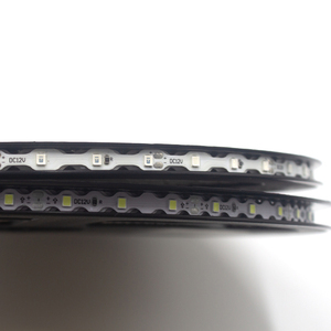 Tiras de Luces <span class=keywords><strong>LED</strong></span> Flexibles de PVC en Forma de S 12V <span class=keywords><strong>60D</strong></span> 5M Luz UV con Certificación ROHS Chip Epistar IP44 Impermeable Regulable S-<span class=keywords><strong>2835</strong></span>-60-R5 - Product Image 6